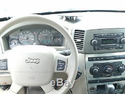 Radio dauto Radio-CD avec fonction feux CODE pour Jeep Grand Cherokee III WH 05